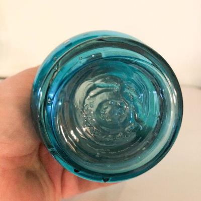 L17: Decorative Blue Glass Home Decor