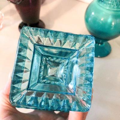 L17: Decorative Blue Glass Home Decor