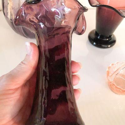 L18: Purple and Pink Decorative Glass Lot
