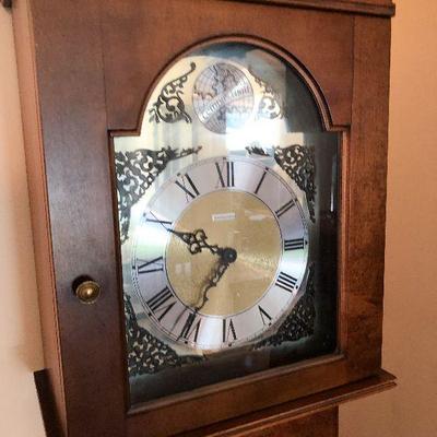 L21: Hamilton Tempus Fugit Grandmother Clock 