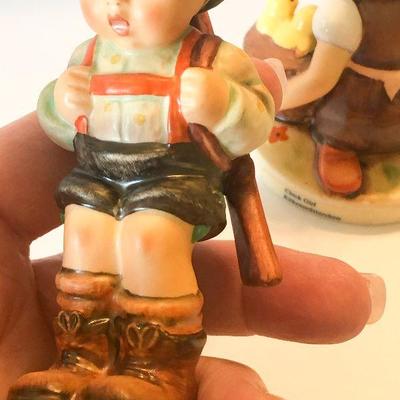 L31: Goebel Figurines Chicks and Bunny 