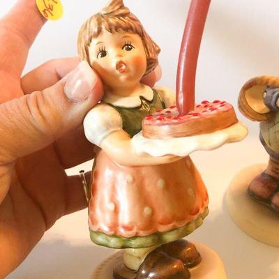L35:  Hummel What Now 422 and Birthday Cake