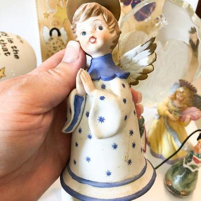 L54: Lot of Angel Decorations