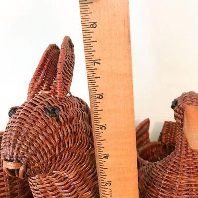L78: Vintage Basket Lot Turtle, Rabbit, Duck