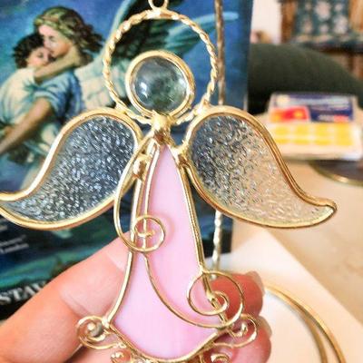 L87: A Dictionary of Fallen Angels and Decorations