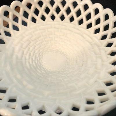 K12: Milk Glass Compote and Vases