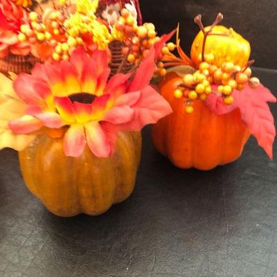 K17: Fall Decorations Centerpiece lot