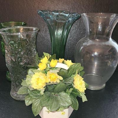 K29: MCM Green Vase and More