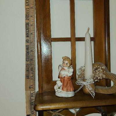 K33: Windowpane Wall Shelf and Decor