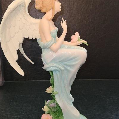 K39: Angel Harp, Angel Wings Candlestick and Cloudworks Figurine