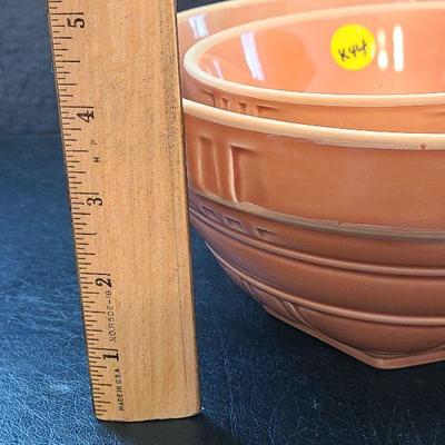 K44: Heirloom Pantry Vintage Inspired Mixing Bowls. 
