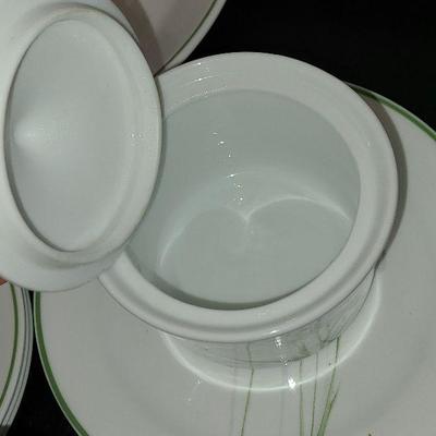 K50: Corning Ware Shadow Iris Serving Pieces