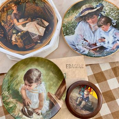 #237    GROUP OF 4 DIFFERENT COLLECTOR'S PLATES