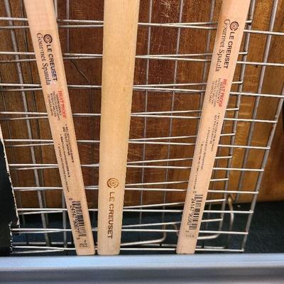 K64: Baking Lot #2 Cookie Sheets, Le Cruset and more!