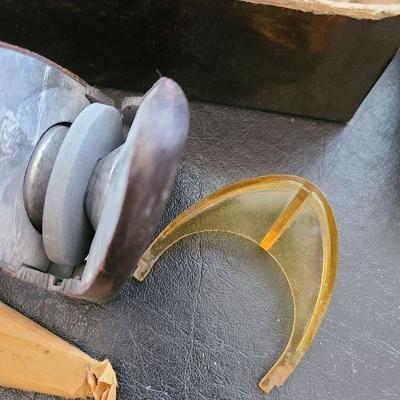 K65: Cutco Kitchen Shears and Honing Stone/Knife Sharpener