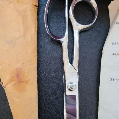 K65: Cutco Kitchen Shears and Honing Stone/Knife Sharpener