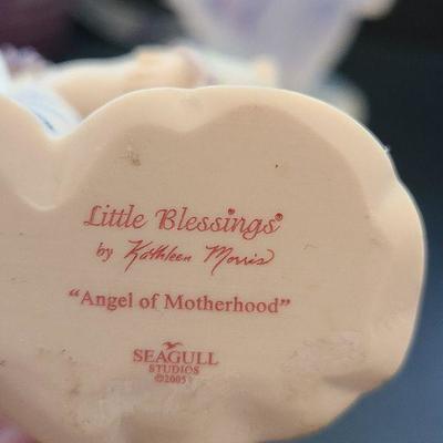 K68: Collectible Angels, Sun Catchers and Nana Mug