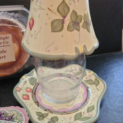 K70:  Yankee Candle Lot and More
