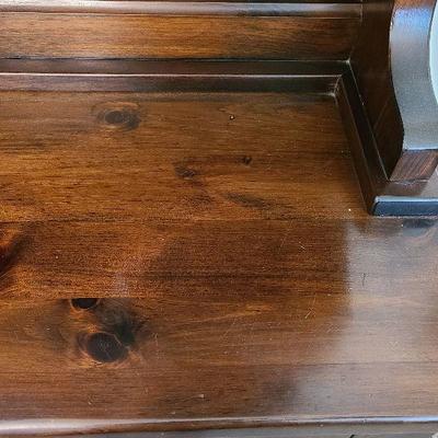 K73: Bennington Vermont Solid Wood Server W/Hutch