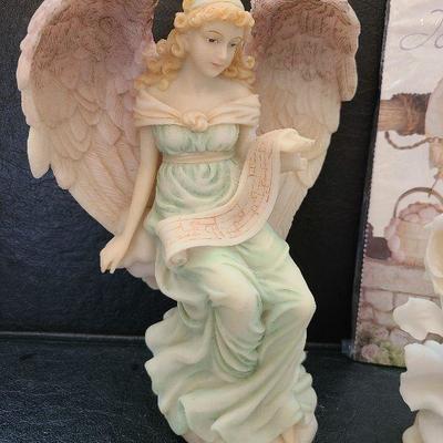 K74: Seraphim Classics Angels August & Laurice (Wisdoms Child)