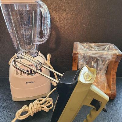 K88: 10 Speed Blender and Hand Mixer