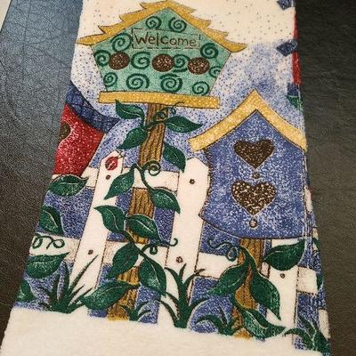 K89: Decorative Kitchen Towel Lot