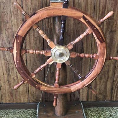 F1: Captains Ships Wheel with Compass