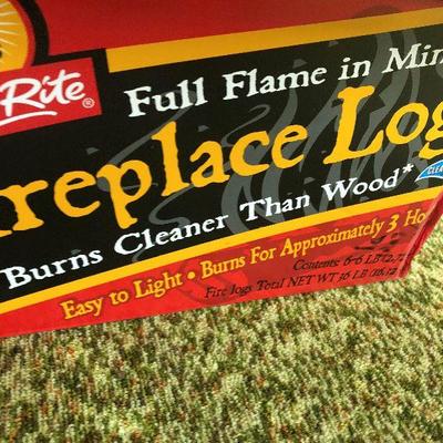 F4: Suede Log Holder and Fireplace Logs