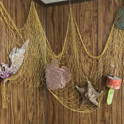 F8: Nautical Net Decor and Coral leafs
