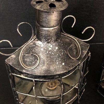 F13: Reproduction Corner Ships Lanterns