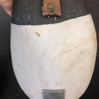 F17: Duck Decoy and Wood Duck Decoration