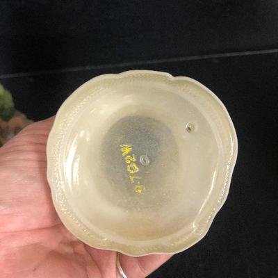 F18: Light-Up Lighthouse and Decor