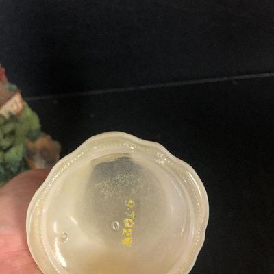 F18: Light-Up Lighthouse and Decor