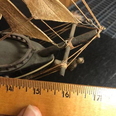 F24: Vintage Wood Whaling Ship Clipper 1846 Model 