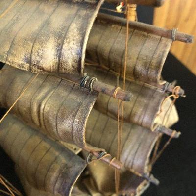 F25: Vintage Wood Ship Models Cutty Shark & Cape Cod