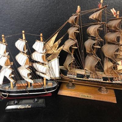 F25: Vintage Wood Ship Models Cutty Shark & Cape Cod