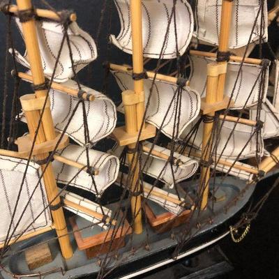 F25: Vintage Wood Ship Models Cutty Shark & Cape Cod
