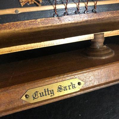 F25: Vintage Wood Ship Models Cutty Shark & Cape Cod