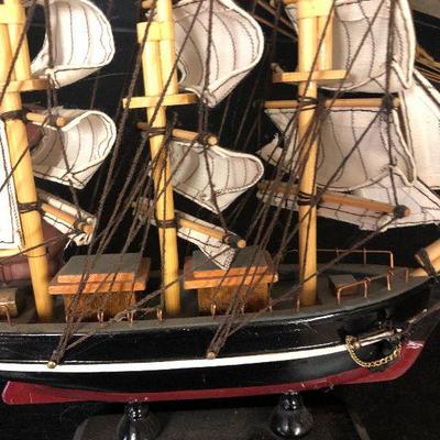 F25: Vintage Wood Ship Models Cutty Shark & Cape Cod