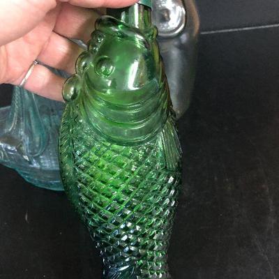 F26: Decanter w/etched Ship, Ships bottles and more