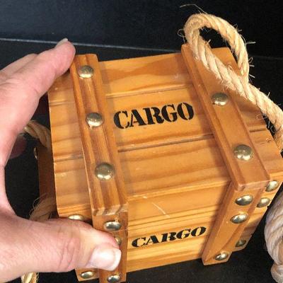 F29: Nautical Decor, Clock, Coasters 