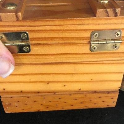 F29: Nautical Decor, Clock, Coasters 