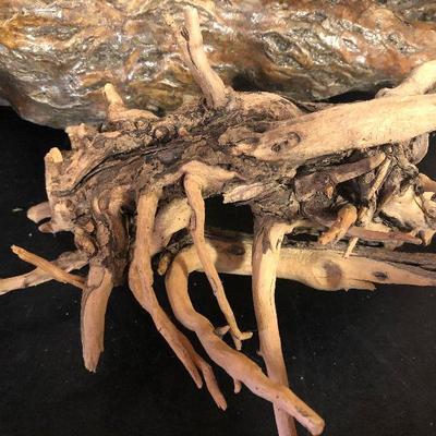 F30: Driftwood Decor