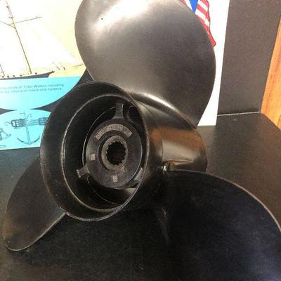 F33: Mercury Outboard Propellor 48-78120-19 and Maryland Waters Guides