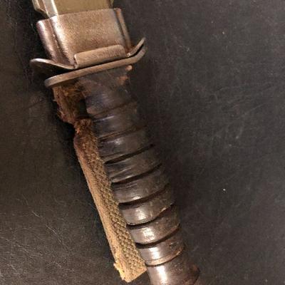 F37: USM3 Camillus Fighting Trench Knife WW2