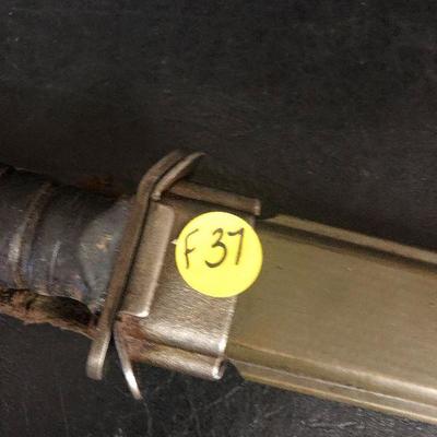 F37: USM3 Camillus Fighting Trench Knife WW2