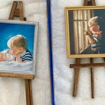 #246   ZOLAN MINIATURE PICTURES W/EASELS