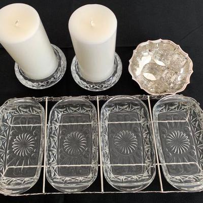 #253    GROUP OF TABLE DECOR  