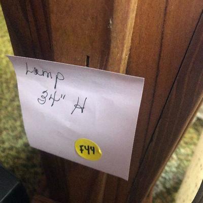 F44: Wood Table Lamp