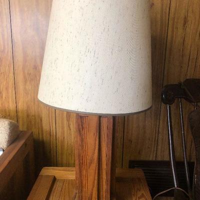 F44: Wood Table Lamp